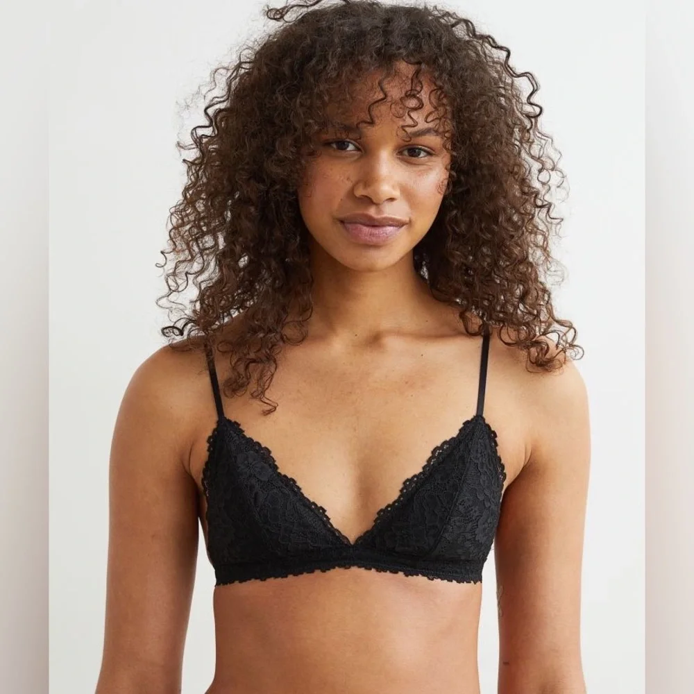 Lace bralette - Picture 1 of 5